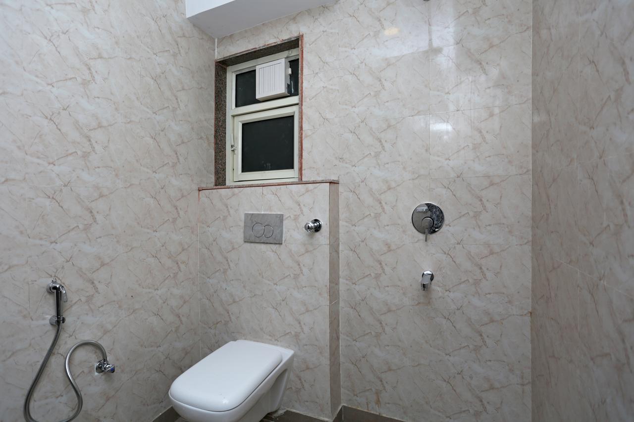 Airport Hotel Green Heights Nuova Delhi Esterno foto