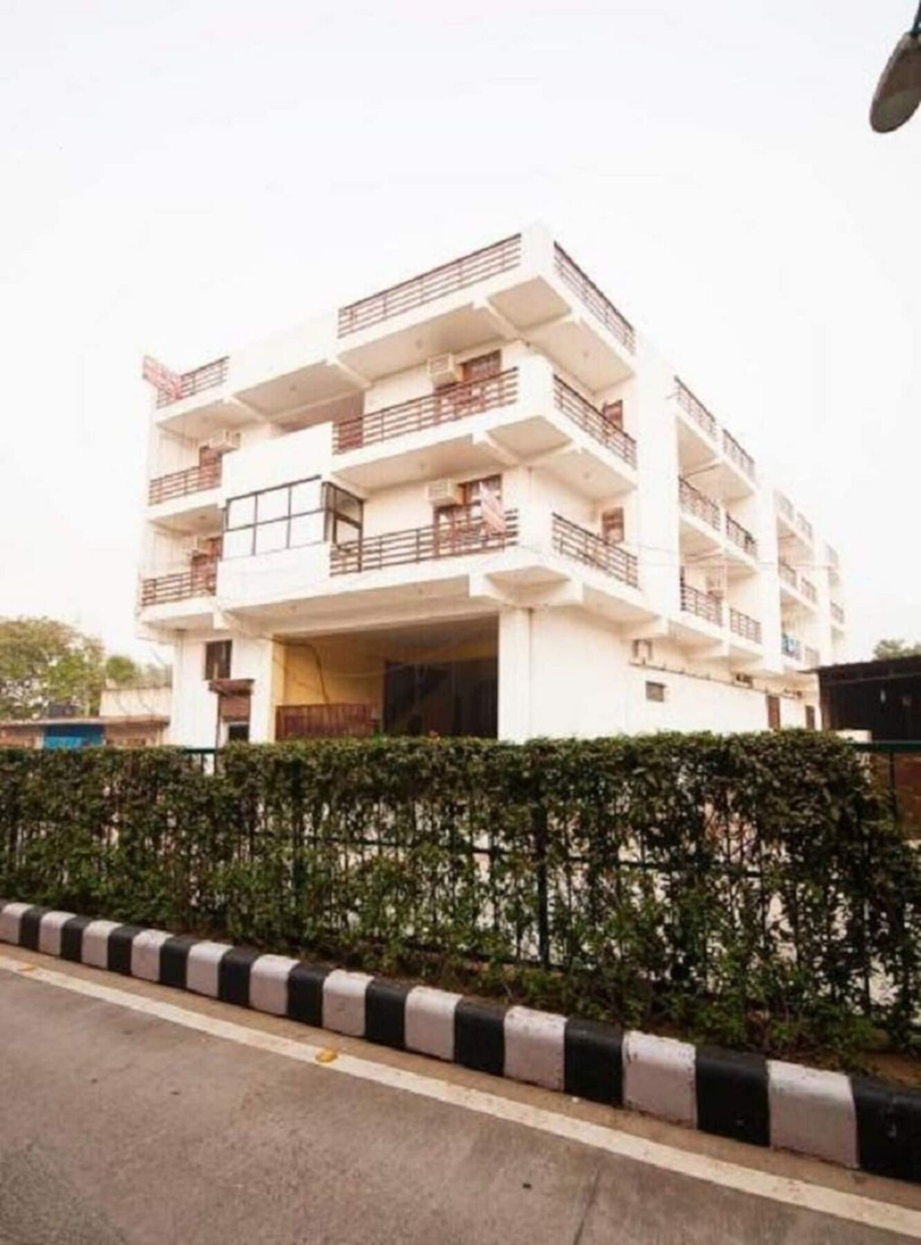 Airport Hotel Green Heights Nuova Delhi Esterno foto